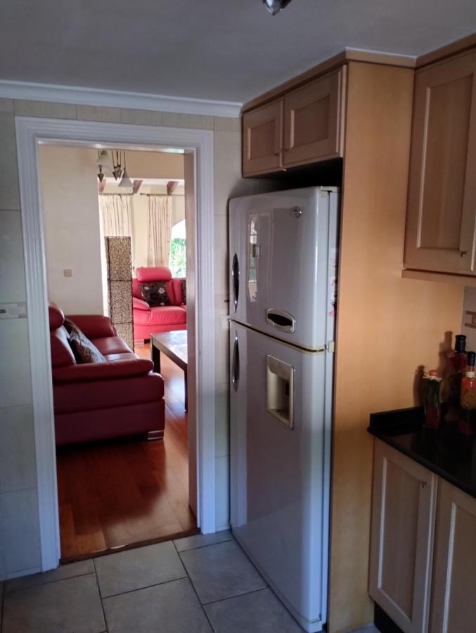 El Romarel Bed & Breakfast L'Alfas del Pi Bagian luar foto