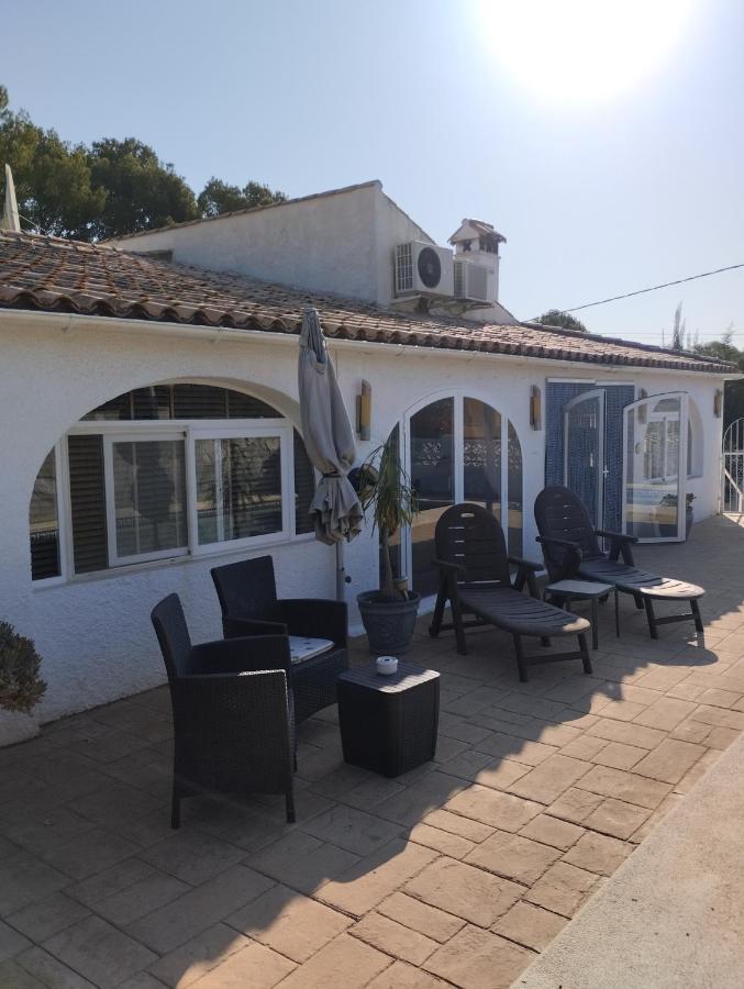 El Romarel Bed & Breakfast L'Alfas del Pi Bagian luar foto